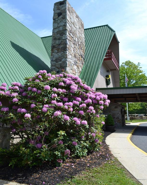 Alpine Lake Resort Terra Alta Luaran gambar